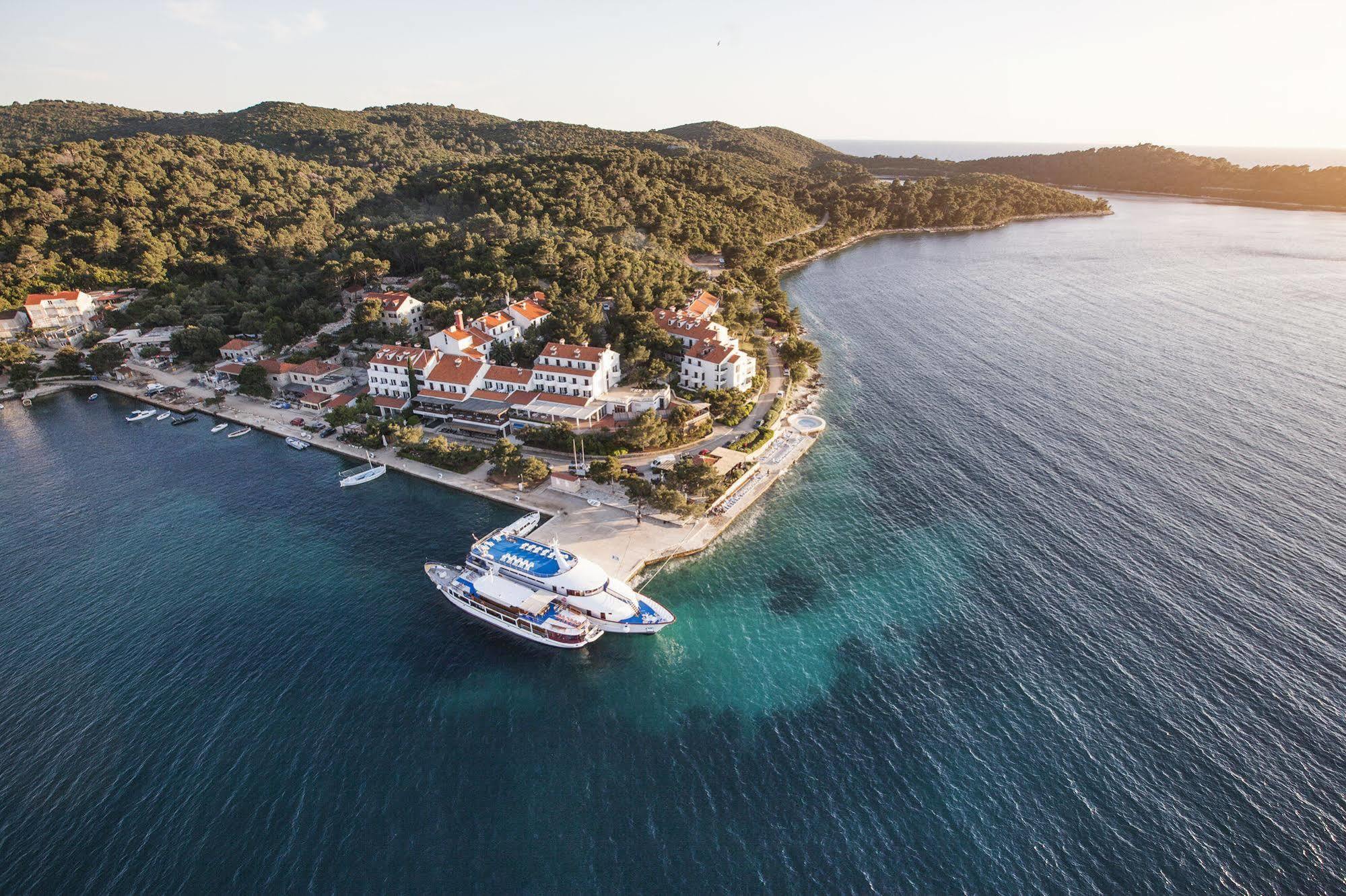 Hotel Odisej Govedari Bagian luar foto